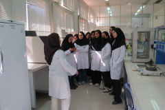 بازدید دانشجویان رشته های میکروبیولوژی و علوم زیستی دانشگاه آزاد واحد کرج از مرکز ملی ذخایر ژنتیکی و زیستی ایران