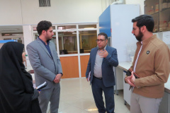 جلسه و بازدید خانم دکتر نوید مشاور امور جوانان و نخبگان جهادکشاورزی از مرکز ملی ذخایر ژنتیکی و زیستی ایران