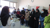 دانشجویان رشته میکروبیولوژی دانشگاه الزهرا از مرکز ملی ذخایر ژنتیکی و زیستی ایران بازدید کردند
